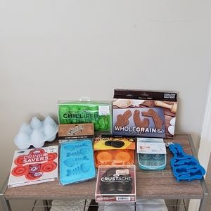 Molds and cookie cutters